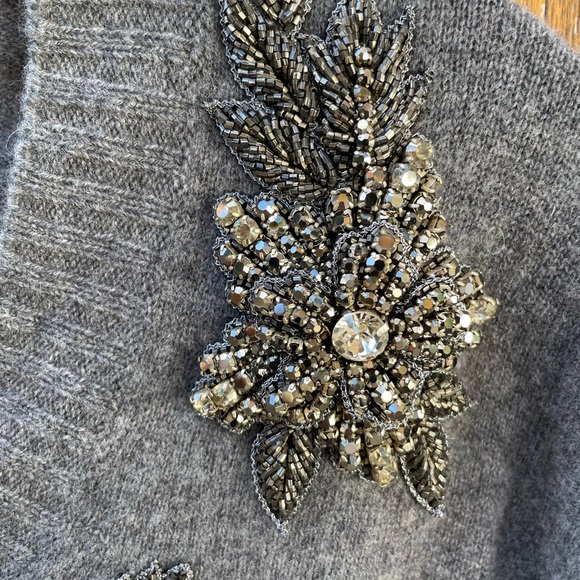 NWT grey wool embellished sweater. Made in Italy - Picture 4 of 14